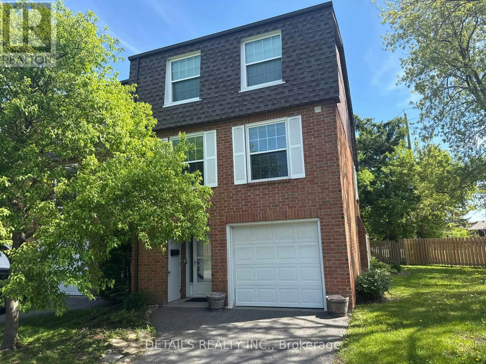 40 Appleby Private, Ottawa, ON, K2C 3P4