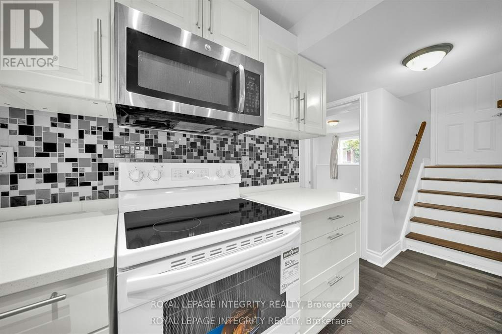B-1896 Featherston Drive, Ottawa, ON, K1H 6P5 - 8