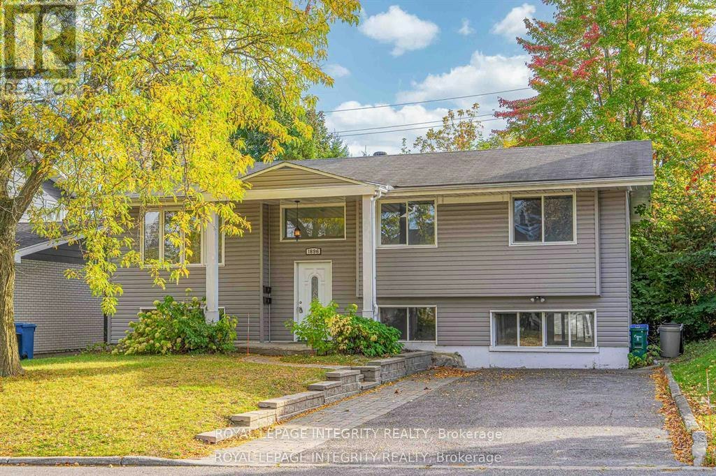 B-1896 Featherston Drive, Ottawa, ON, K1H 6P5