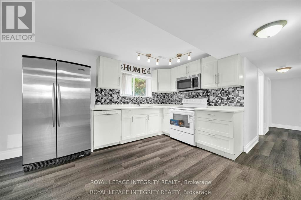 B-1896 Featherston Drive, Ottawa, ON, K1H 6P5 - 7