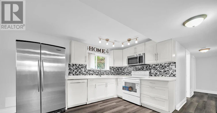 B-1896 Featherston Drive, Ottawa, ON, K1H 6P5 - 7