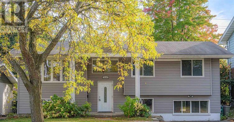 B-1896 Featherston Drive, Ottawa, ON, K1H 6P5 - 2