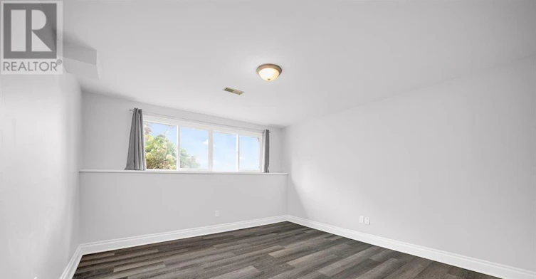 B-1896 Featherston Drive, Ottawa, ON, K1H 6P5 - 13
