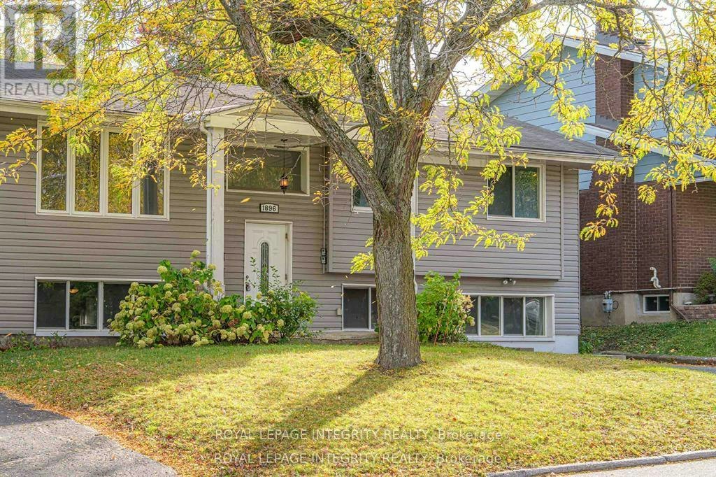 B-1896 Featherston Drive, Ottawa, ON, K1H 6P5 - 3