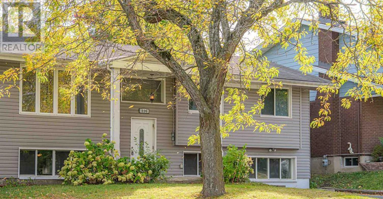 B-1896 Featherston Drive, Ottawa, ON, K1H 6P5 - 3