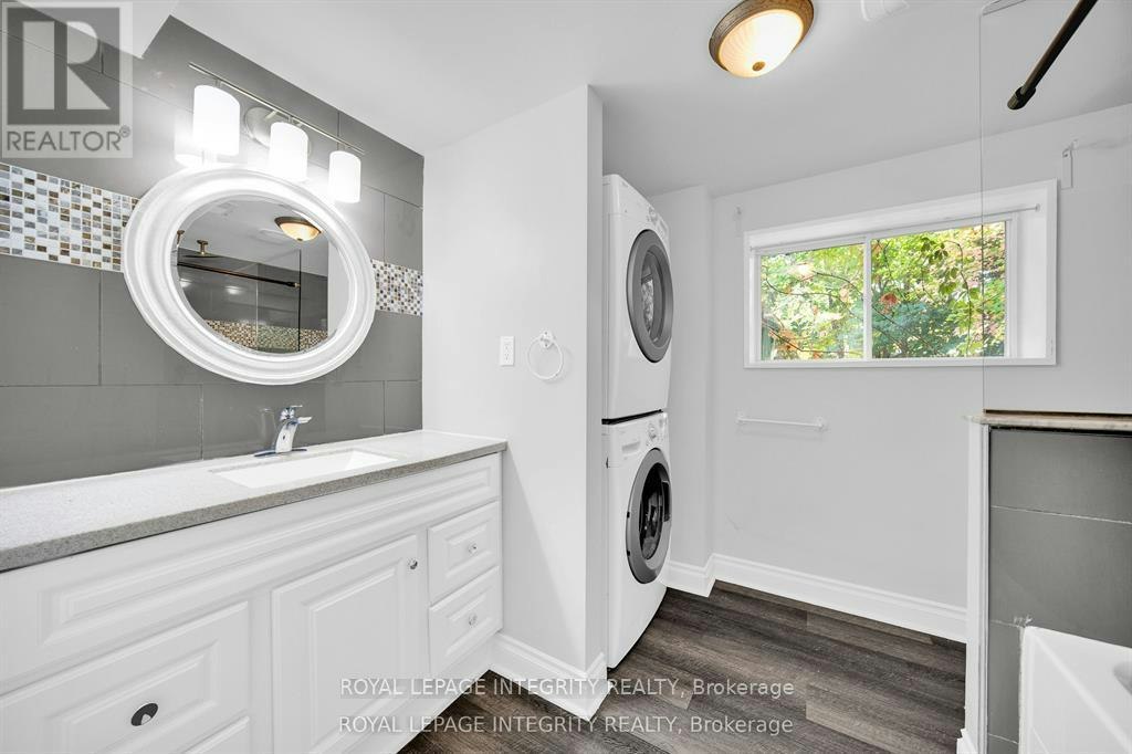 B-1896 Featherston Drive, Ottawa, ON, K1H 6P5 - 17