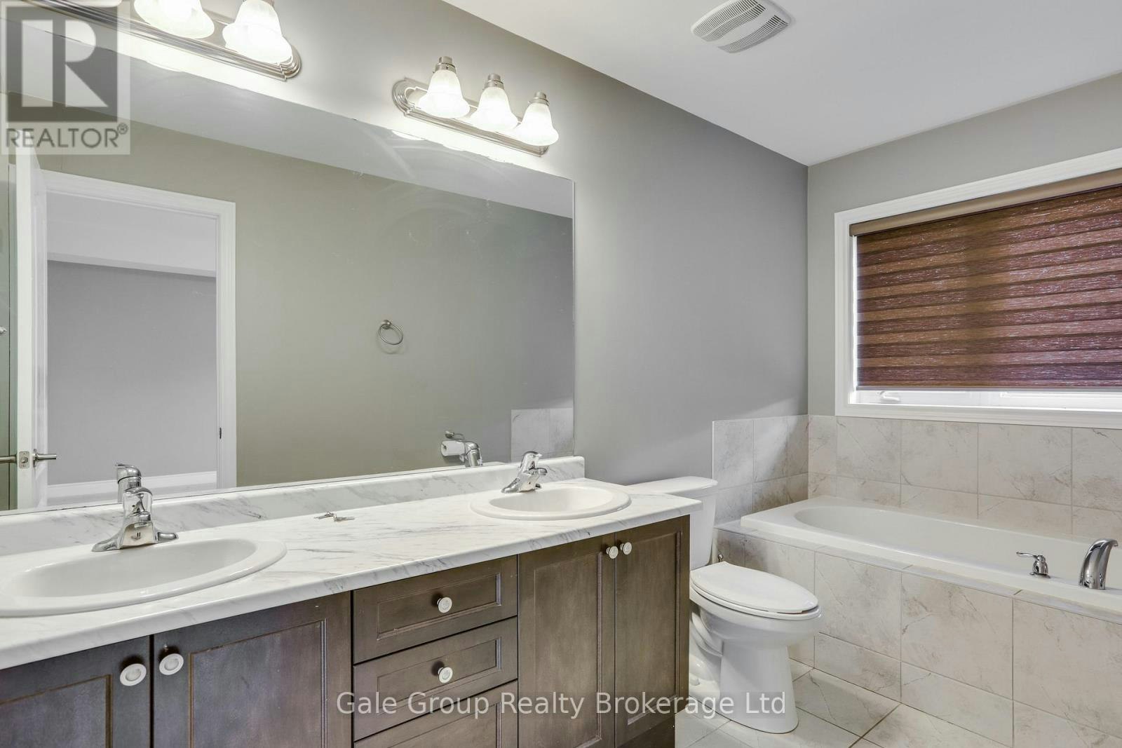 118 Huntingford Trail W, Woodstock, ON, N4T 0M3 - 23