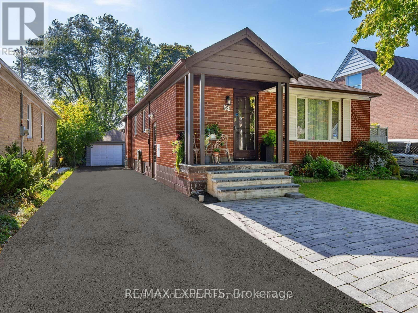 253 Bogert Avenue, Toronto, ON, M2N 1L2