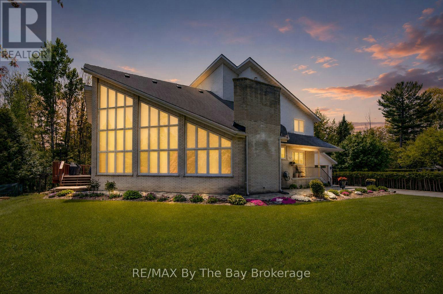 32 Bridlewood Crescent, Wasaga Beach, ON, L9Z 1B4