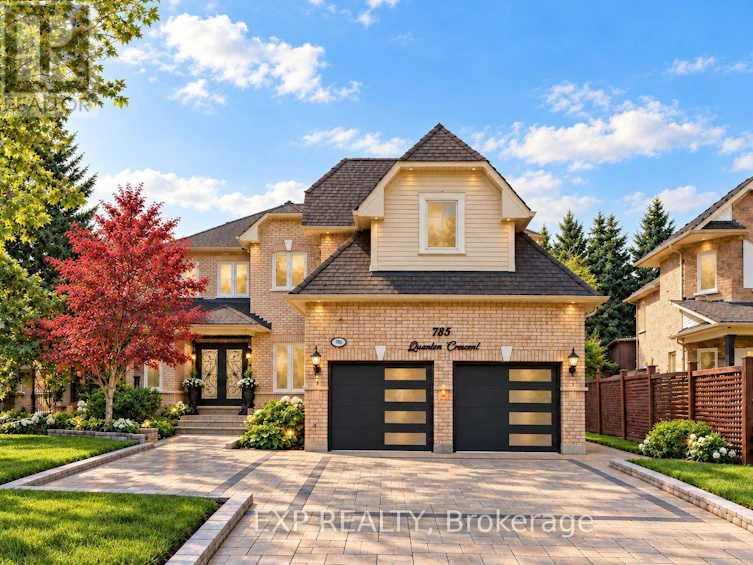 785 Quantra Crescent, Newmarket, ON, L3X 1M9 - 2