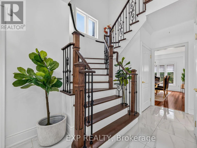 785 Quantra Crescent, Newmarket, ON, L3X 1M9 - 6