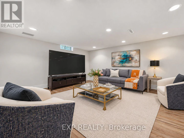 785 Quantra Crescent, Newmarket, ON, L3X 1M9 - 44