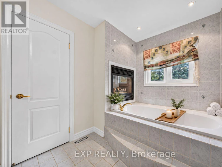 785 Quantra Crescent, Newmarket, ON, L3X 1M9 - 35