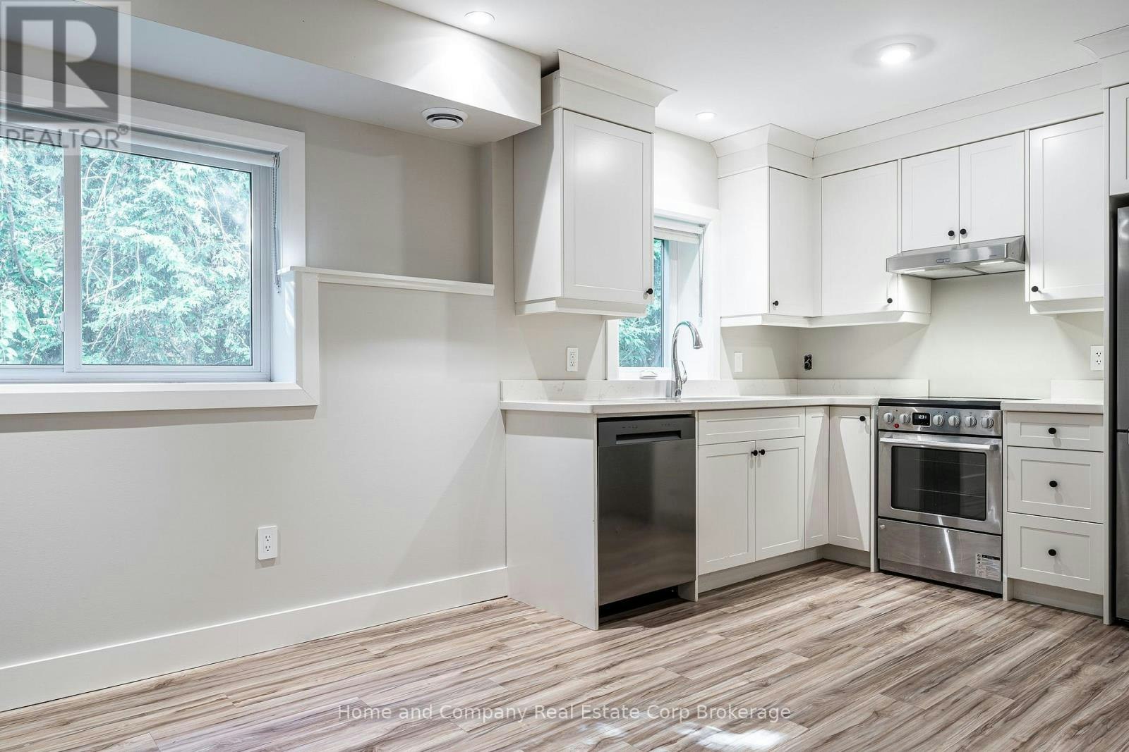 27 Brock Street, St. Marys, ON, N4X 1C8 - 11