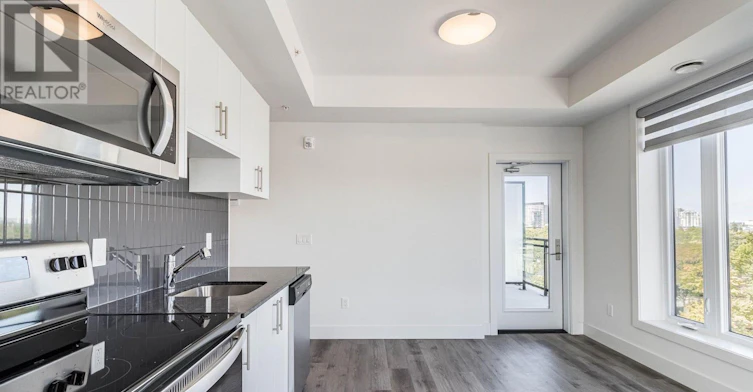 601-103 Rogers Street, Waterloo, ON, N2J 0G2 - 23