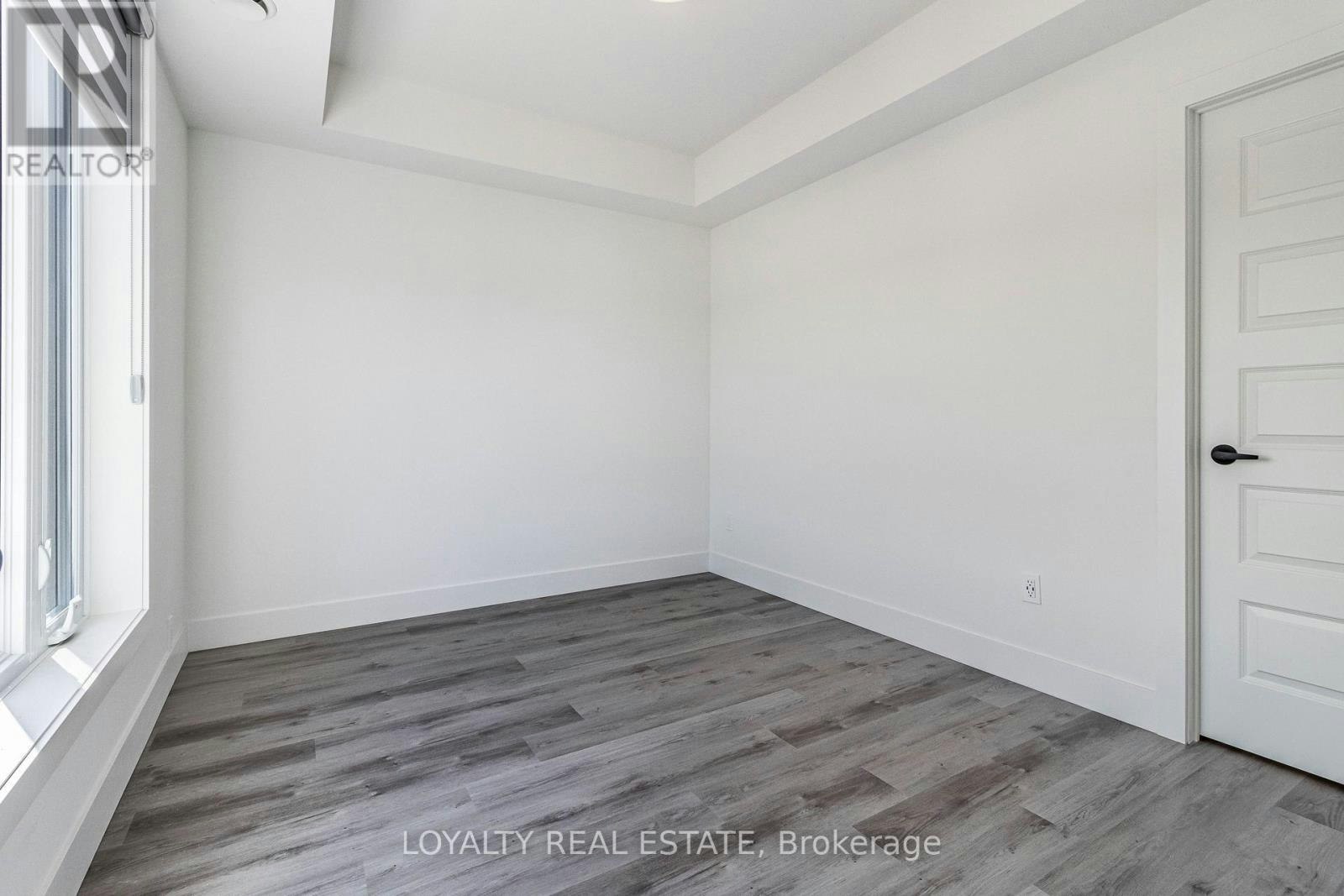 601-103 Rogers Street, Waterloo, ON, N2J 0G2 - 24