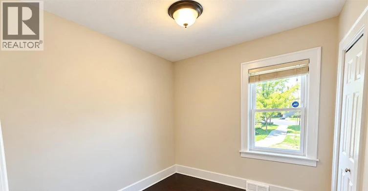 1057 Ellis Street, Windsor, ON, N8X 2J2 - 8
