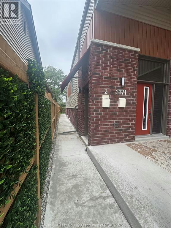 2-3371 Byng, Windsor, ON, N8W 3H3 - 2