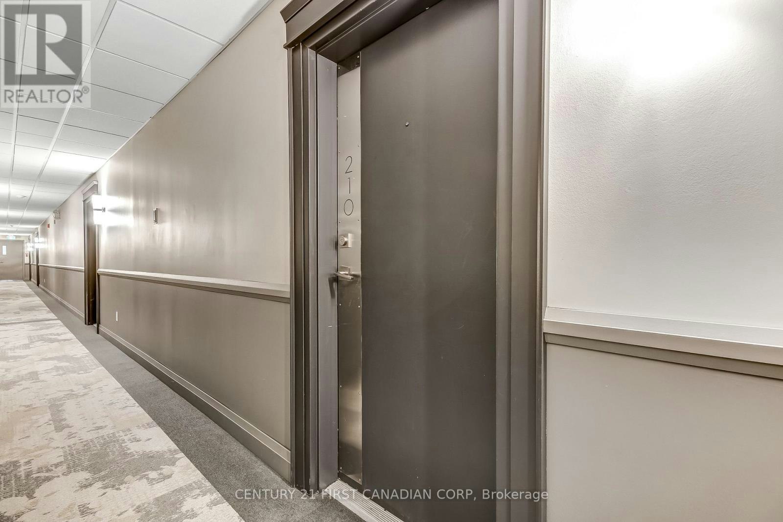 5 Jacksway Crescent, London, ON, N5X 3T6 - 3