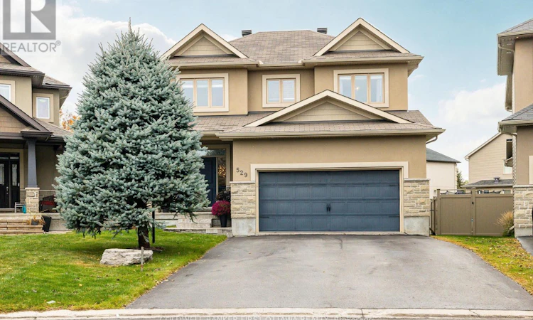529 Adamson Crescent