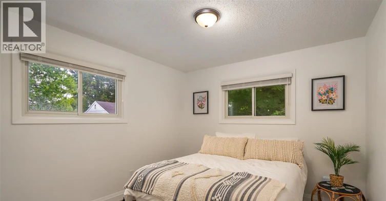 32 Louisa Street, Point Edward, ON, N7V 1W1 - 13