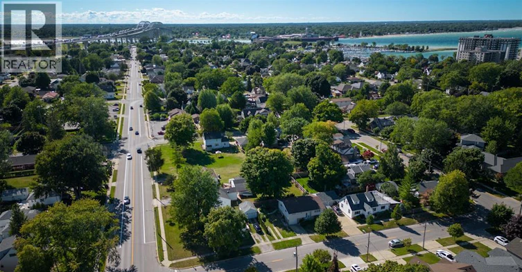32 Louisa Street, Point Edward, ON, N7V 1W1 - 27
