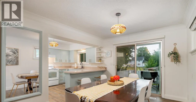 32 Louisa Street, Point Edward, ON, N7V 1W1 - 8