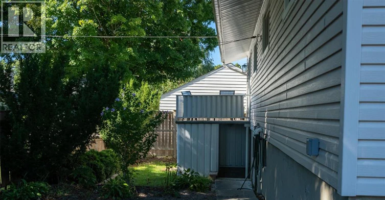 32 Louisa Street, Point Edward, ON, N7V 1W1 - 24