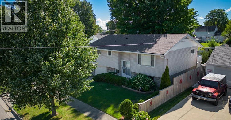 32 Louisa Street, Point Edward, ON, N7V 1W1 - 23