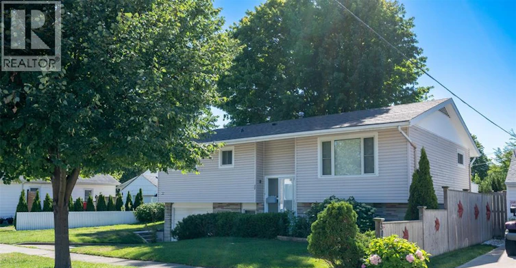32 Louisa Street, Point Edward, ON, N7V 1W1 - 22