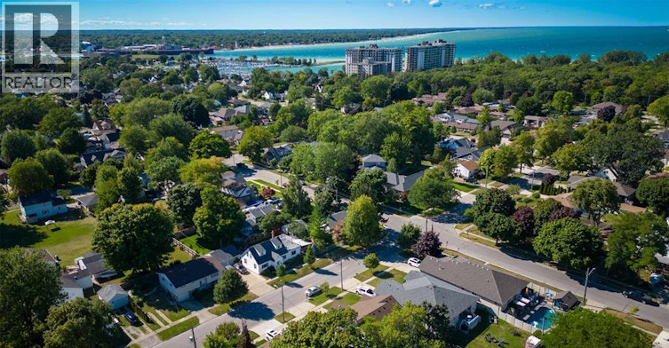 32 Louisa Street, Point Edward, ON, N7V 1W1 - 28