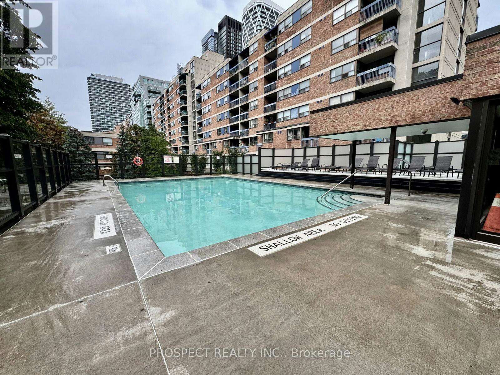 1210-120 Saint Patrick Street N, Toronto, ON, M5T 2X7 - 8