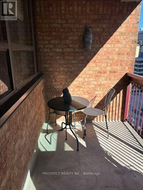 1210-120 Saint Patrick Street N, Toronto, ON, M5T 2X7 - 10