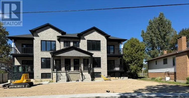 MAIN FLOOR-429 Victoria Avenue N, Listowel, ON, N4W 1T3