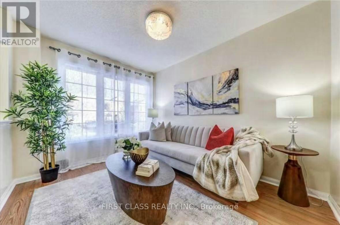 45 Cheetah Crescent, Toronto, ON, M1B 6J7 - 4
