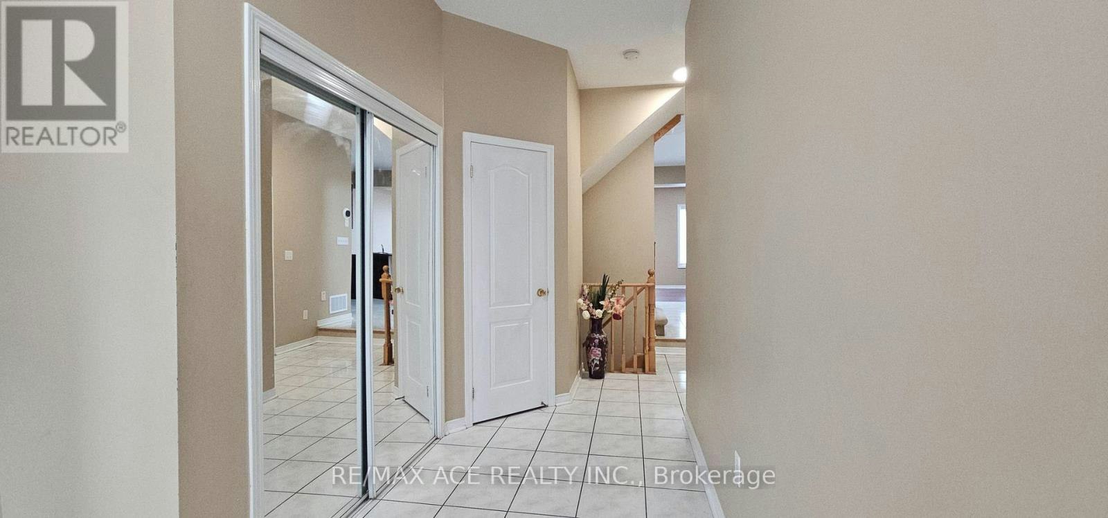46 Ralph Chalmers Avenue, Markham, ON, L6E 2C3 - 6