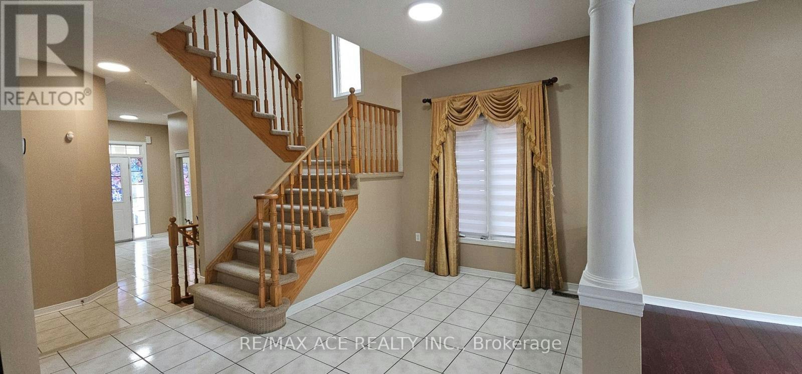 46 Ralph Chalmers Avenue, Markham, ON, L6E 2C3 - 8