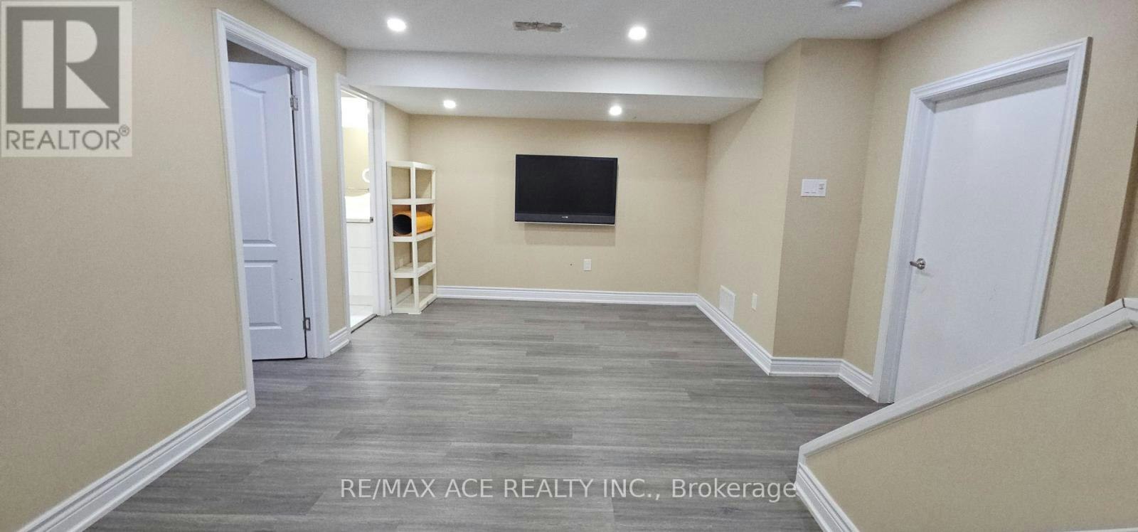 46 Ralph Chalmers Avenue, Markham, ON, L6E 2C3 - 34