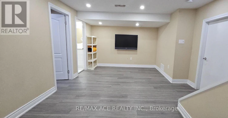 46 Ralph Chalmers Avenue, Markham, ON, L6E 2C3 - 34