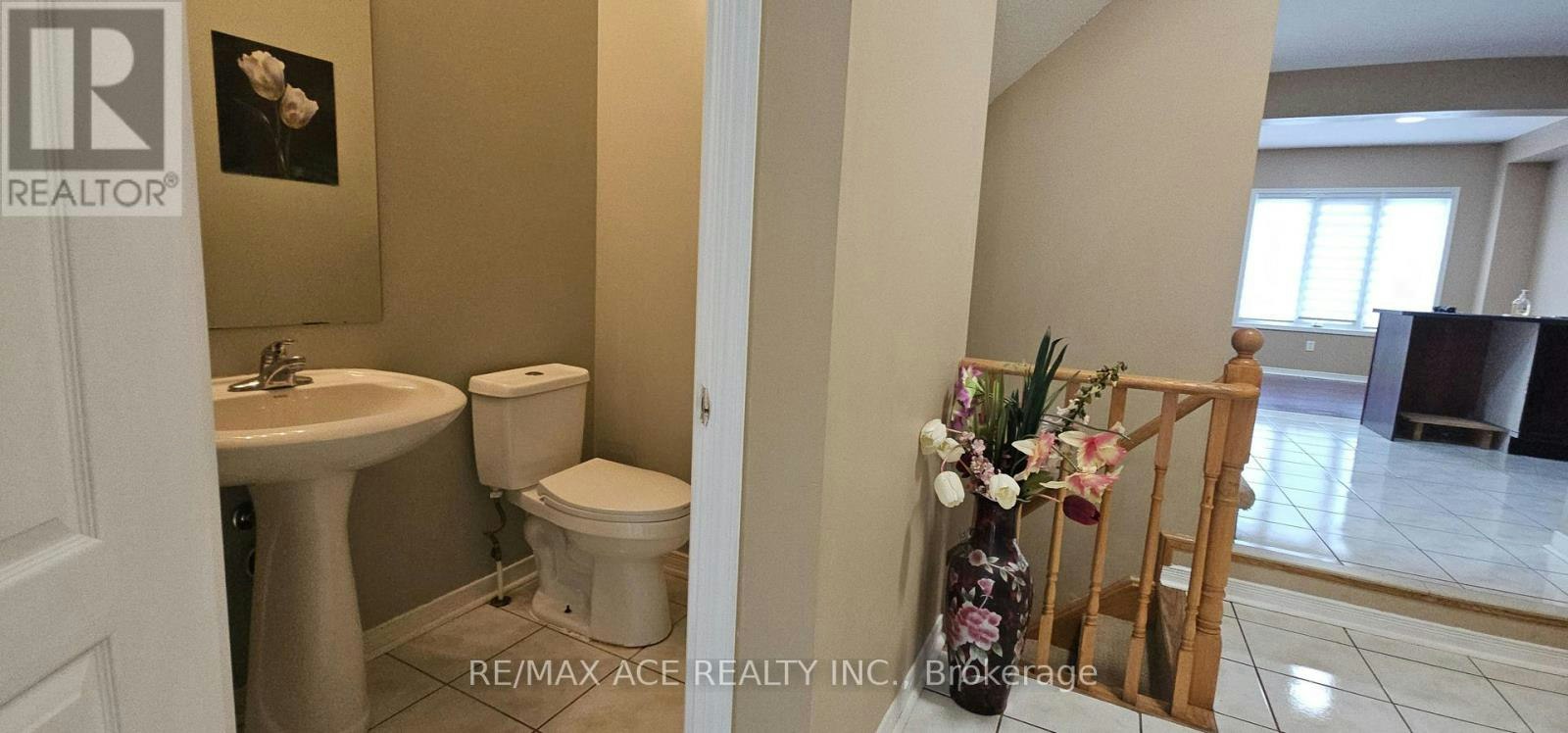 46 Ralph Chalmers Avenue, Markham, ON, L6E 2C3 - 10