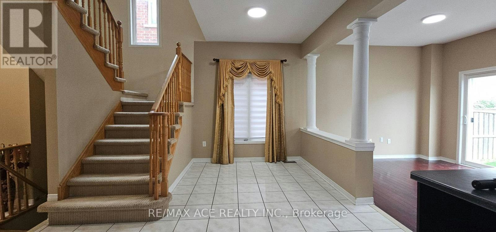 46 Ralph Chalmers Avenue, Markham, ON, L6E 2C3 - 9