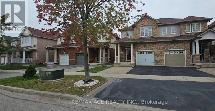 46 Ralph Chalmers Avenue, Markham, ON, L6E 2C3 - 2