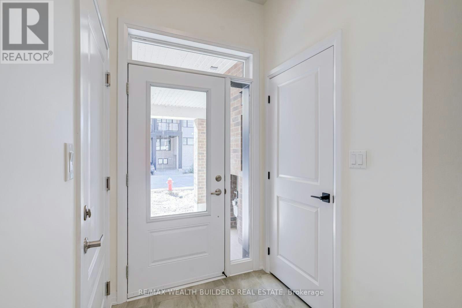 UPPER-6 Thornbird Crescent, Brampton, ON, L6V 3N5 - 3