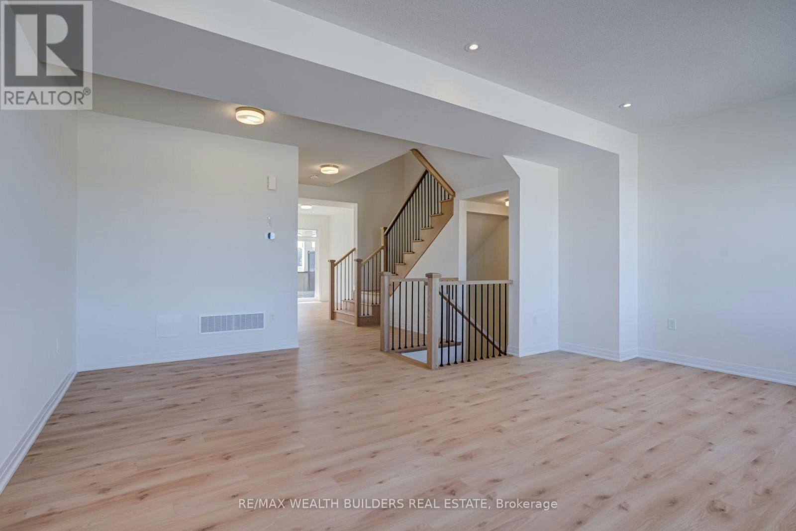 UPPER-6 Thornbird Crescent, Brampton, ON, L6V 3N5 - 8