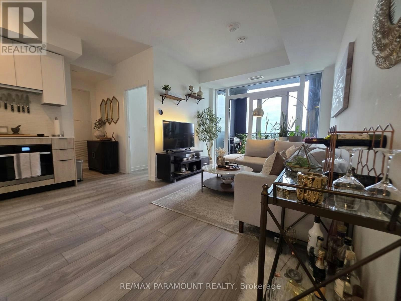 1501-1007 The Queeensway, Toronto, ON, M8Z 6C7 - 8