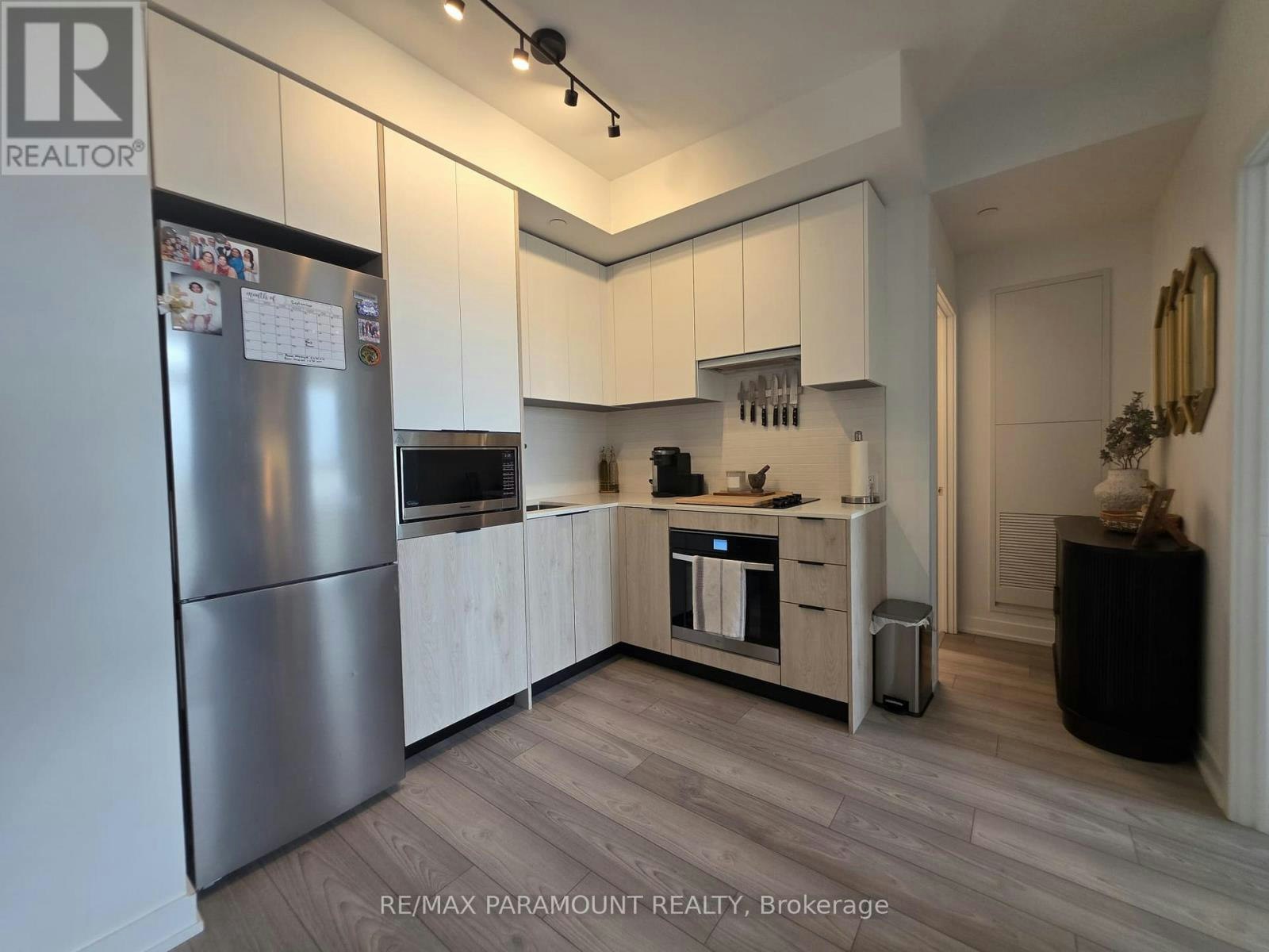 1501-1007 The Queeensway, Toronto, ON, M8Z 6C7 - 7