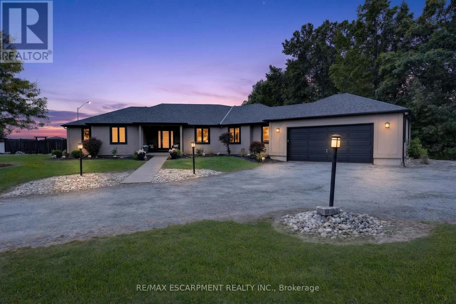1380 Eighth Avenue Louth, St. Catharines, ON, L2R 6P7