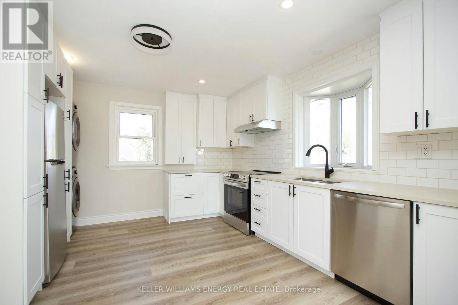 MAIN-574 Olive Avenue, Oshawa, ON, L1H 2R3 - 5