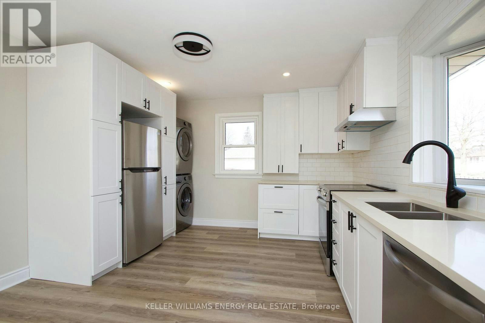MAIN-574 Olive Avenue, Oshawa, ON, L1H 2R3 - 6