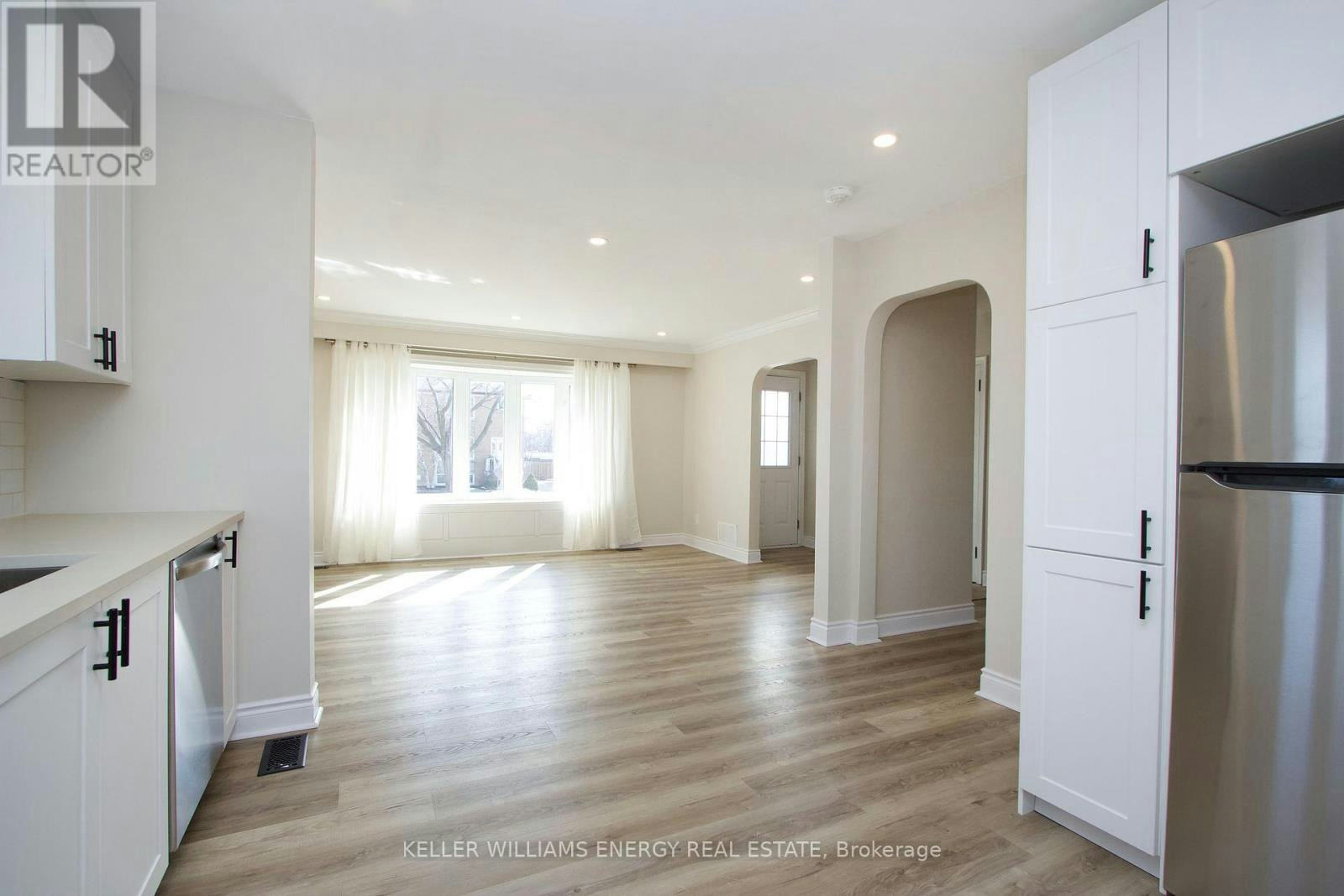 MAIN-574 Olive Avenue, Oshawa, ON, L1H 2R3 - 9